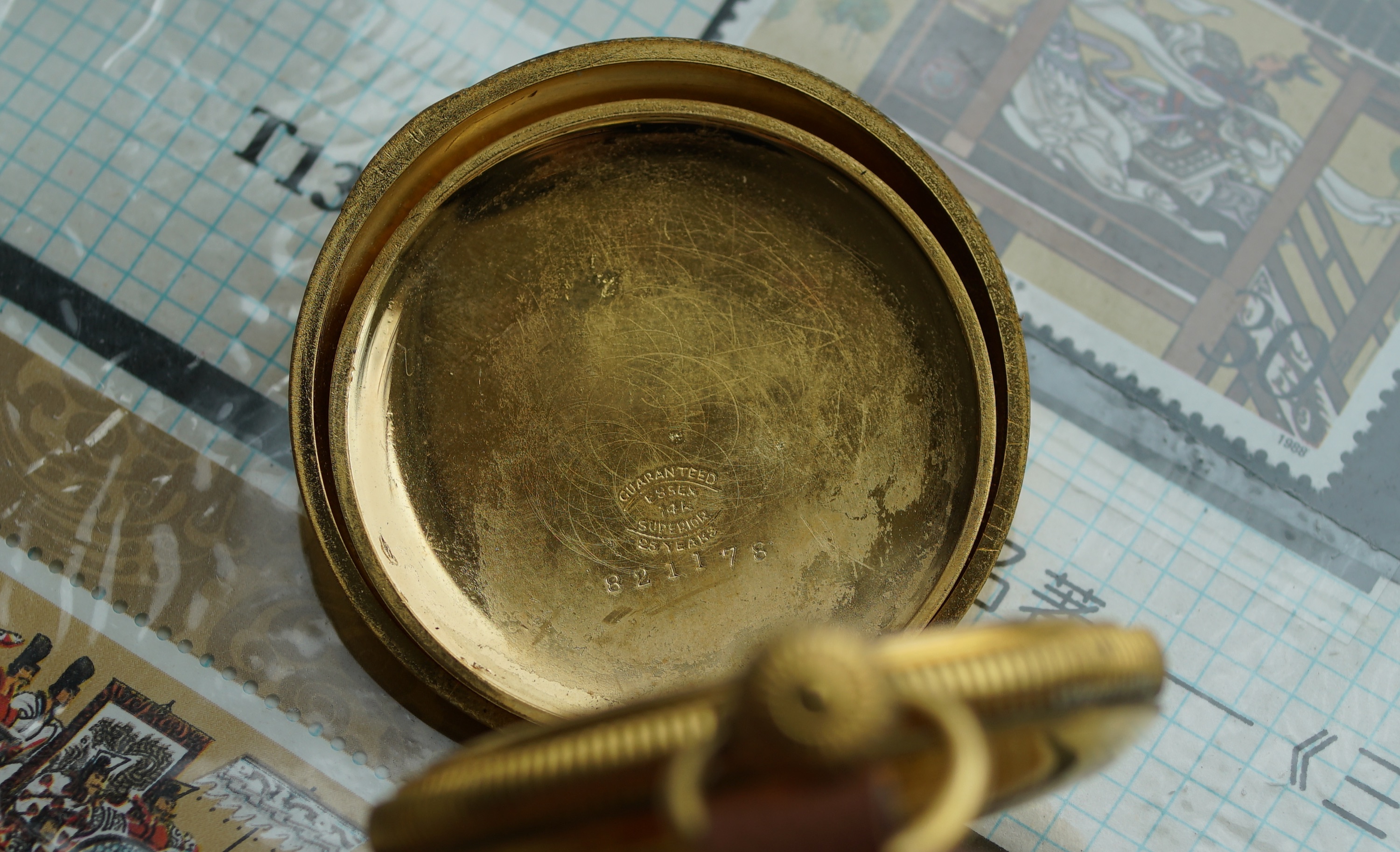 Open Elgin pocket watch showing its 16-size, 17-jewel movement