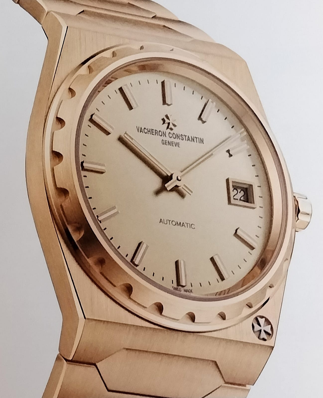 Vacheron Constantin Historiques 222, the later reissue of Jörg Hysek’s 1977 design